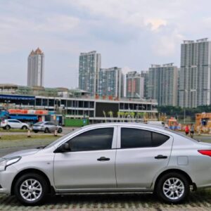 Nissan Sunshine 2015